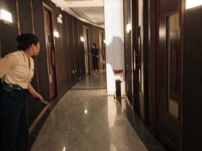 上个月去了广州高端洗脚,按摩力度适中，服务周到热情！