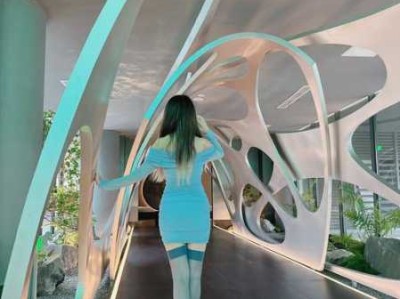 上个月去了上海浦东区周边spa,为人和善，服务态度好