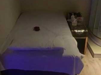 上个月去了上海杨浦区高档沐浴,环境也很干净技师人也很好