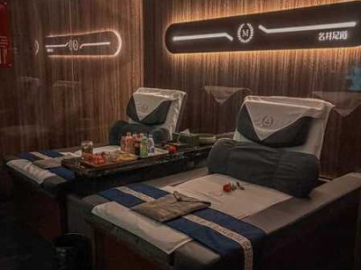 上个月去了上海青浦区高端spa,技师技术不错。态度也很好
