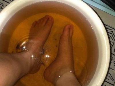 上个月去了广州高端泡脚,力度合适，很舒服