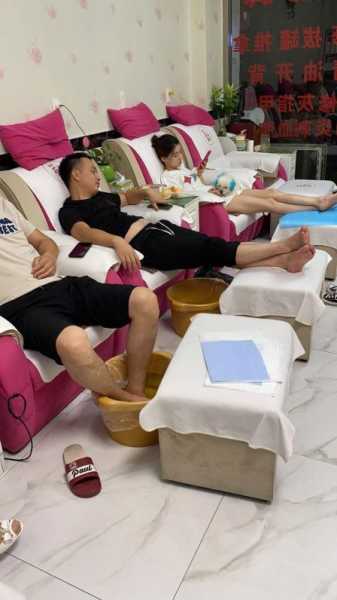 上个月去了上海杨浦区高端洗脚,技师按的很舒服,强烈推荐