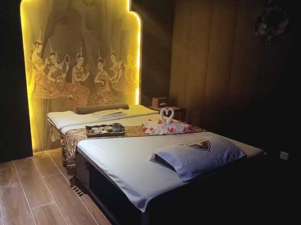 上个月去了上海杨浦区周边spa,技师按的很舒服,强烈推荐