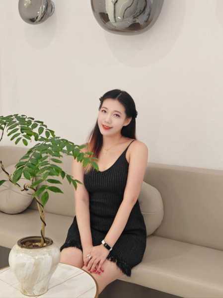 上个月去了广州高端spa,技师按的很舒服,强烈推荐