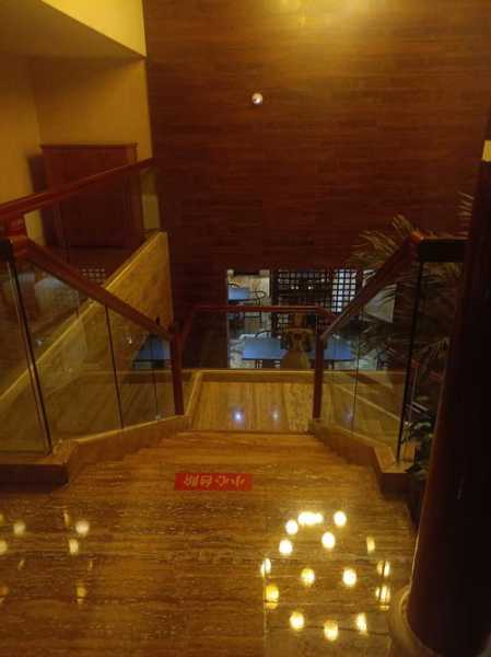 上个月去了上海杨浦区周边水疗,技师服务很好,手法很好
