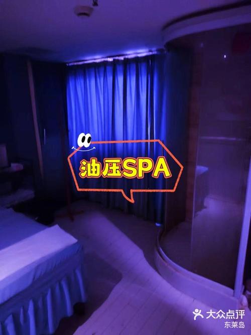 上个月去了上海杨浦区附近spa,环境也很干净技师人也很好