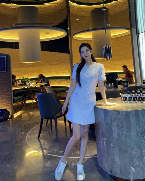 上个月去了上海杨浦区高端足浴,技师操作很不错,比较到位