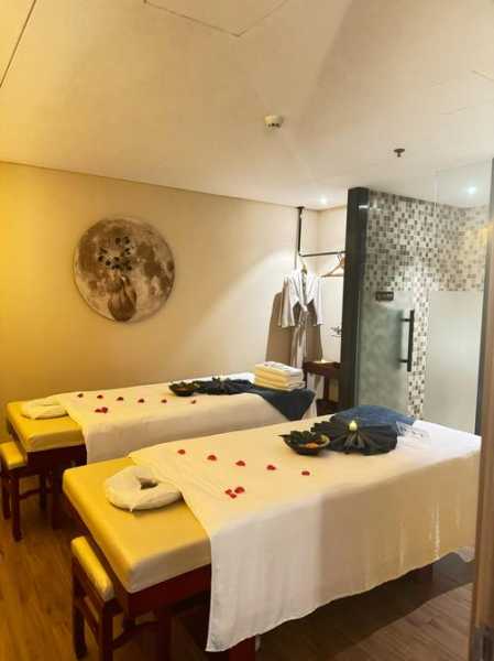 上个月去了上海浦东区同城spa,环境很安静,特别的放松
