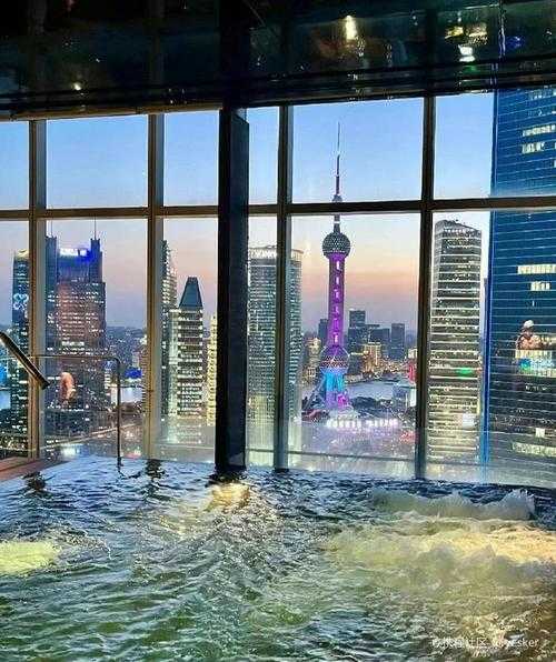 上个月去了上海浦东区周边桑拿,很好交流,十分放松