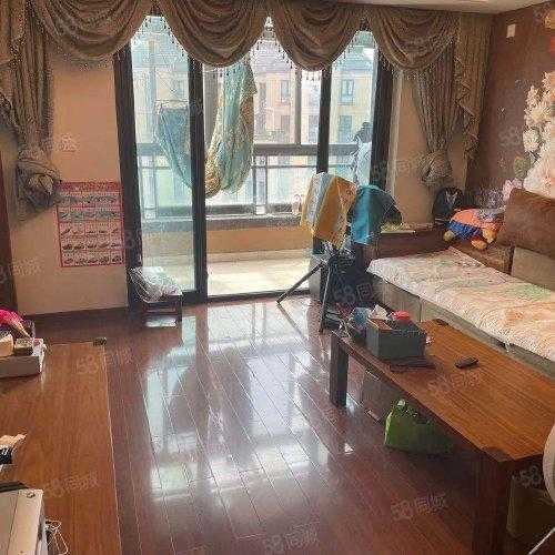 上个月去了上海青浦区同城油压,技师技术不错。态度也很好