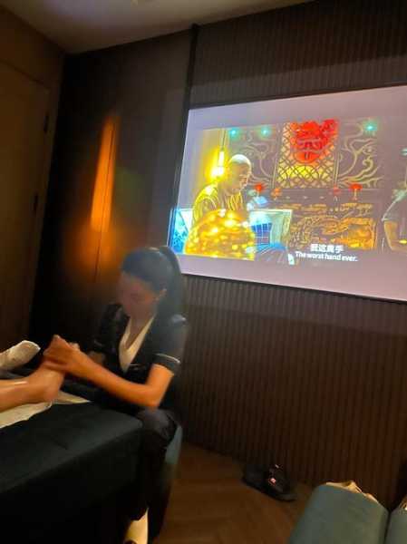 上个月去了广州高档沐足,技师操作很不错,比较到位