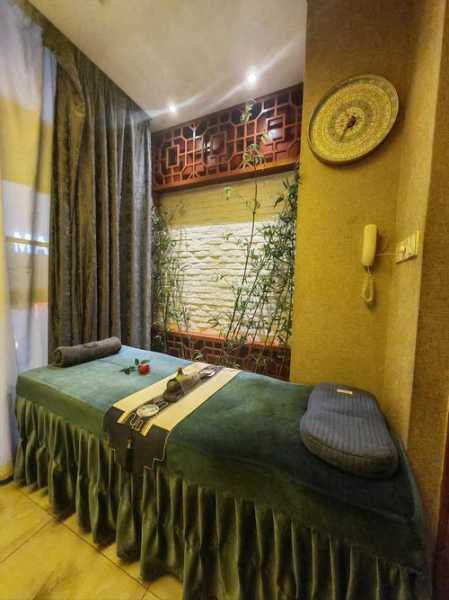 上个月去了上海浦东区周边spa,环境很安静,特别的放松