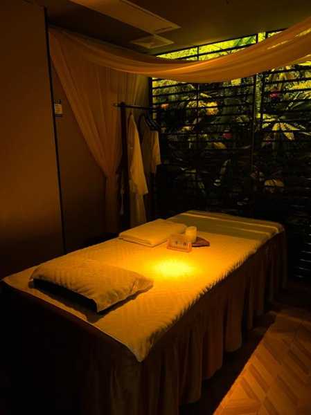 上个月去了上海浦东区周边spa,环境很安静,特别的放松