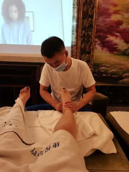 上个月去了上海青浦区附近水疗,技师操作很不错,比较到位