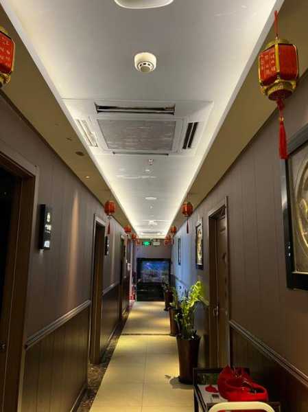 上个月去了上海杨浦区高档足浴,技师服务很好,手法很好