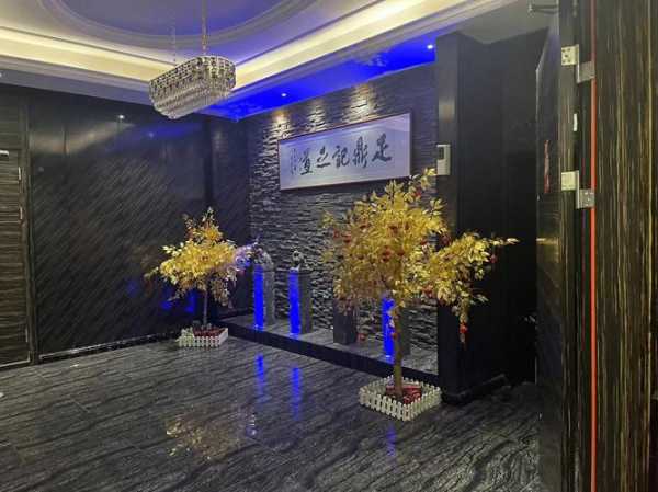 上个月去了上海浦东区周边油压,环境也很干净技师人也很好