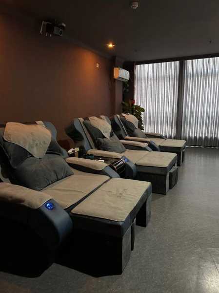 上个月去了上海青浦区同城spa,为人和善,服务态度好