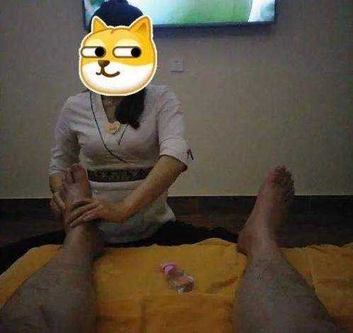 上个月去了广州附近泡脚,技师按的很舒服,强烈推荐