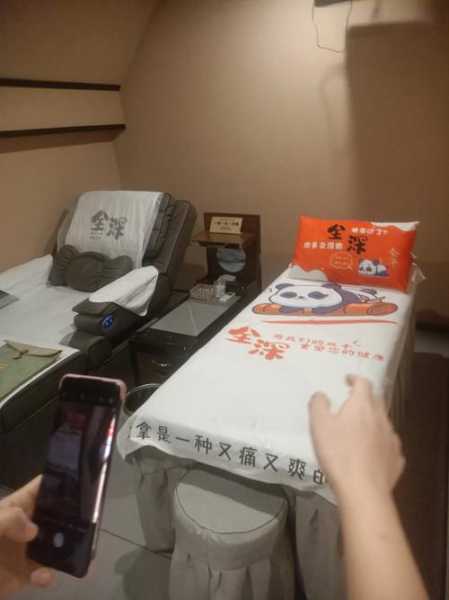 上个月去了上海青浦区周边足疗,技师操作很不错,比较到位