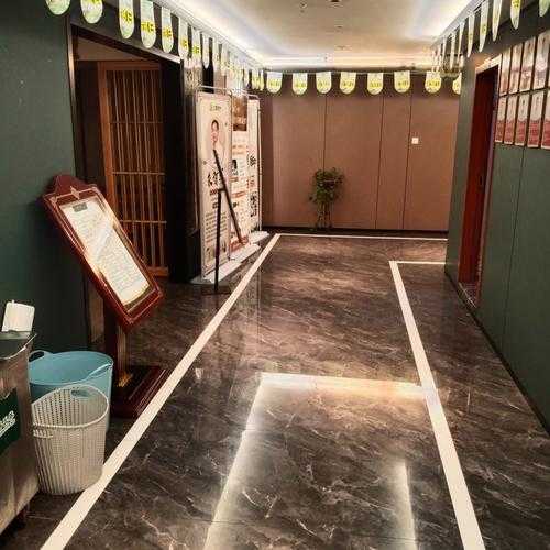 上个月去了广州高档足道,技师操作很不错,比较到位
