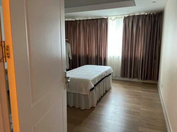 上个月去了上海青浦区高档spa,技师操作很不错，比较到位