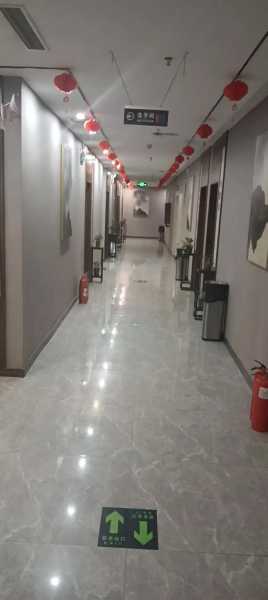 上个月去了上海浦东区周边足道,技师操作很不错,比较到位