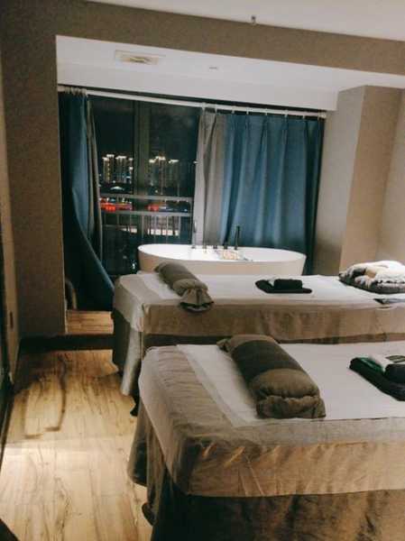 上个月去了广州高档spa,按完很轻松很舒服,推荐推荐