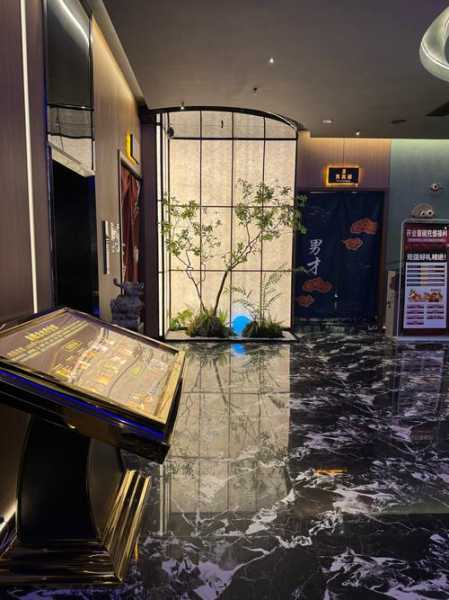 上个月去了上海浦东区同城洗浴,技师操作很不错,比较到位