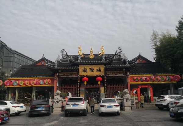 上个月去了上海青浦区高档桑拿,力度合适,很舒服