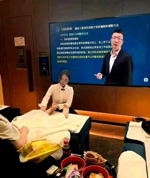 上个月去了上海青浦区高档足疗,技师操作很不错，比较到位