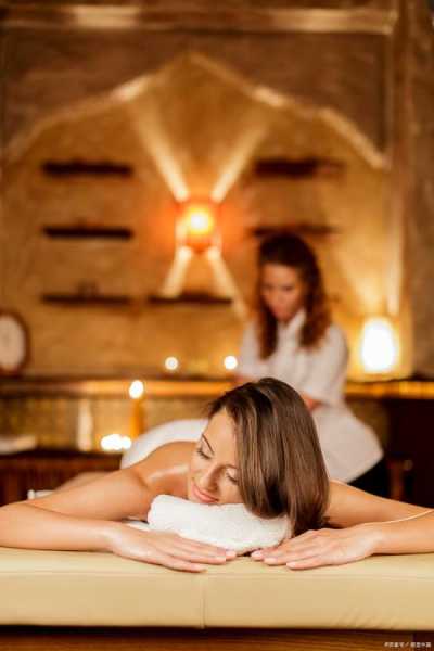 上个月去了广州高端spa,技师操作很不错,比较到位