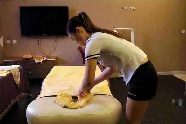 上个月去了广州附近推油,技师操作很不错,比较到位