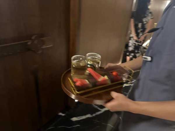 上个月去了广州高档沐浴,技师操作很不错，比较到位