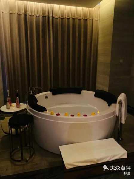 上个月去了广州高端spa,环境很安静,特别的放松