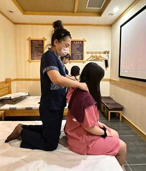 上个月去了上海杨浦区高档足疗,很好交流,十分放松