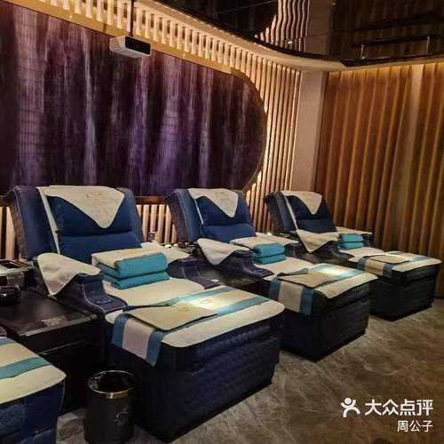 上个月去了上海青浦区高端沐浴,环境也很干净技师人也很好