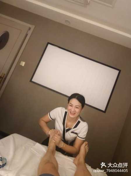 上个月去了广州高档洗浴,技师按的很舒服,强烈推荐
