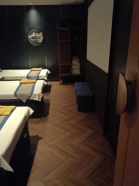 上个月去了上海青浦区高档spa,按摩力度适中，服务周到热情！