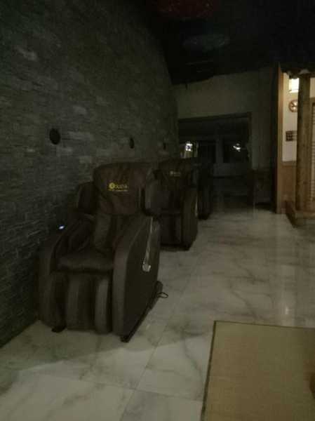 上个月去了上海青浦区高端桑拿,环境也很干净技师人也很好