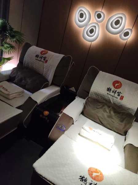 上个月去了广州高端泡脚,技师服务很好，手法很好