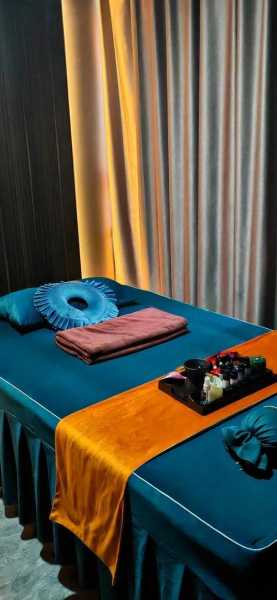 上个月去了上海青浦区高端spa,环境也很干净技师人也很好