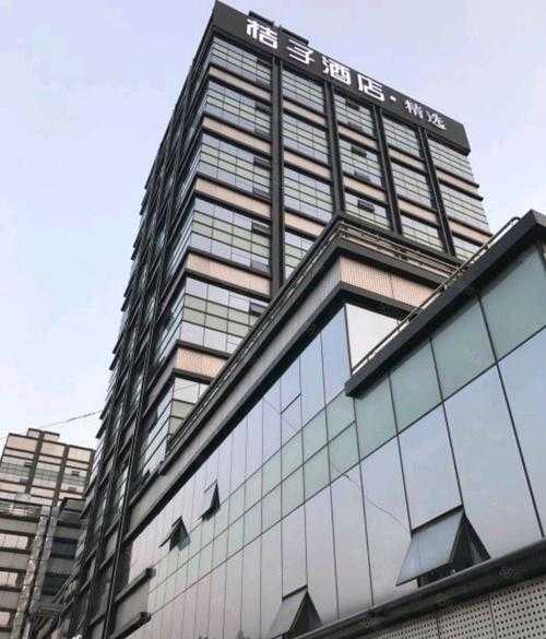 上个月去了上海青浦区同城洗浴,很好交流，十分放松