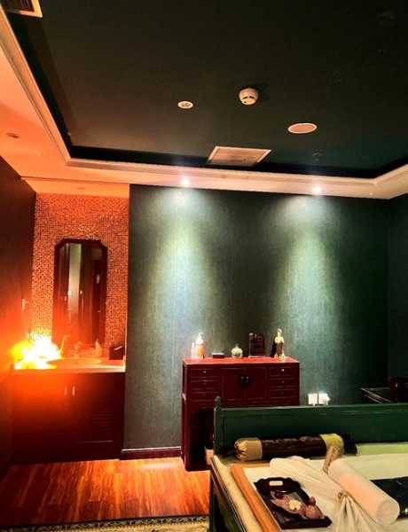 上个月去了广州高档spa,技师技术不错。态度也很好