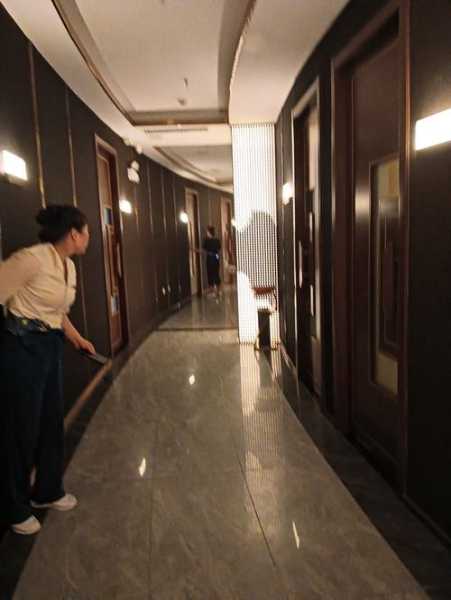 上个月去了上海杨浦区周边洗脚,力度合适,很舒服