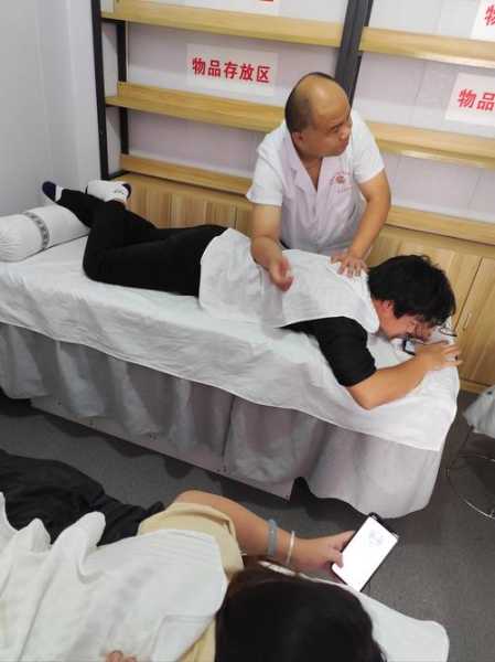 上个月去了上海浦东区同城推拿,人很好,按摩很专业