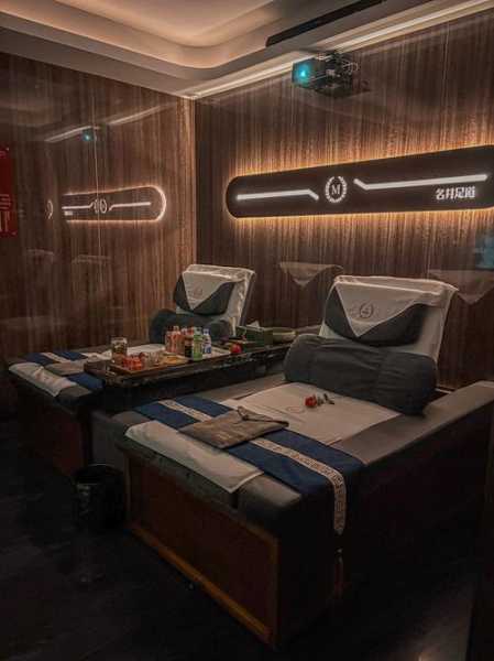 上个月去了上海青浦区周边spa,技师技术不错。态度也很好