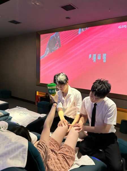 上个月去了广州附近泡脚,人很好,按摩很专业