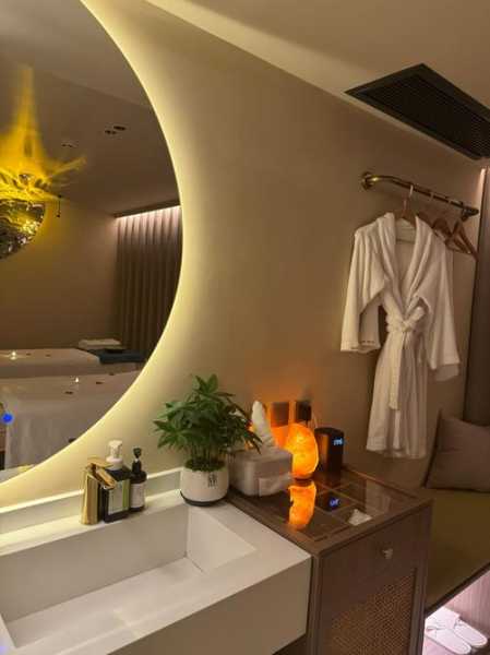 上个月去了上海浦东区同城spa,按的很不错,下次还会来