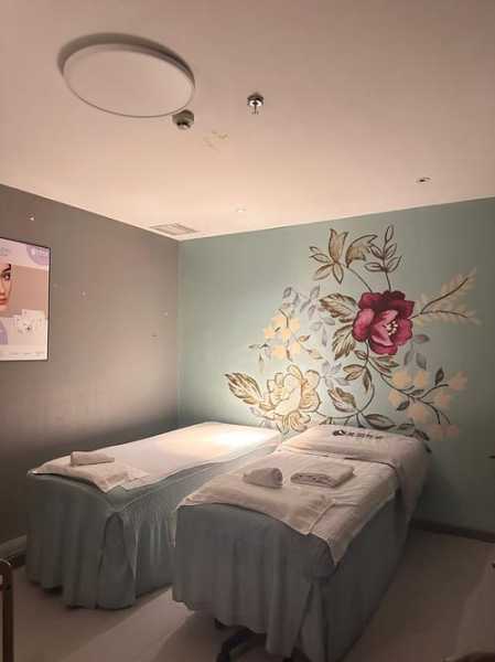 上个月去了上海浦东区同城spa,环境也很干净技师人也很好