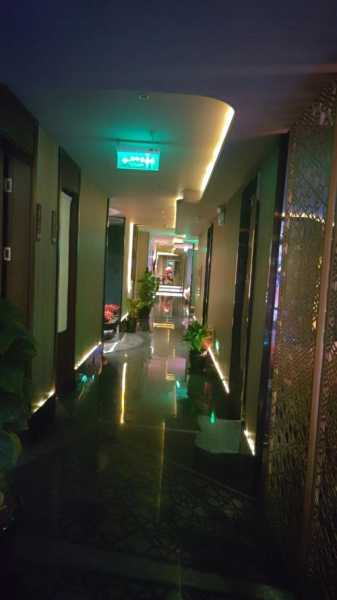 上个月去了上海浦东区同城桑拿,按摩力度适中,服务周到热情!